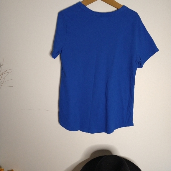 Old Navy XS Blue "Oh Hey Vacay" Tee - Picture 3 of 3